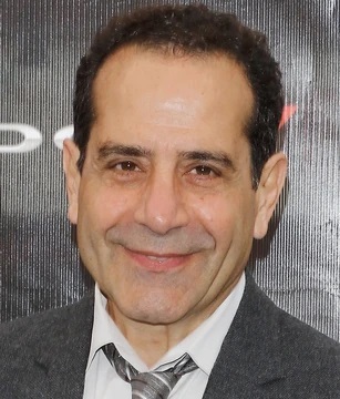 Datei:Tony Shalhoub.jpg