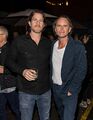Jonathan Nolan und Walton Goggins